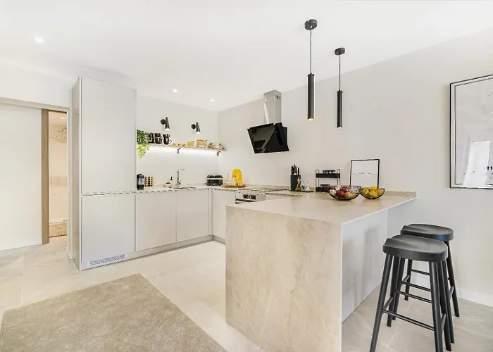 アパート Jazmines Nueva Andalucia Terrace Pool マルベーリャ